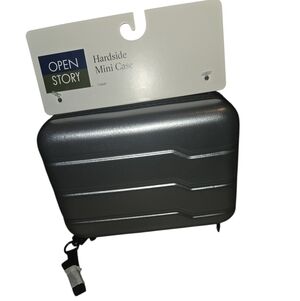 Open Story Hardside Mini Case in Silver